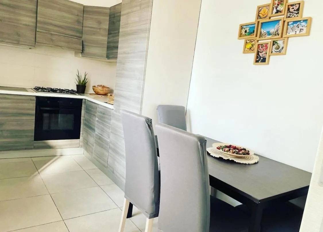 Terrazze Alela Apartment Bari 0*,